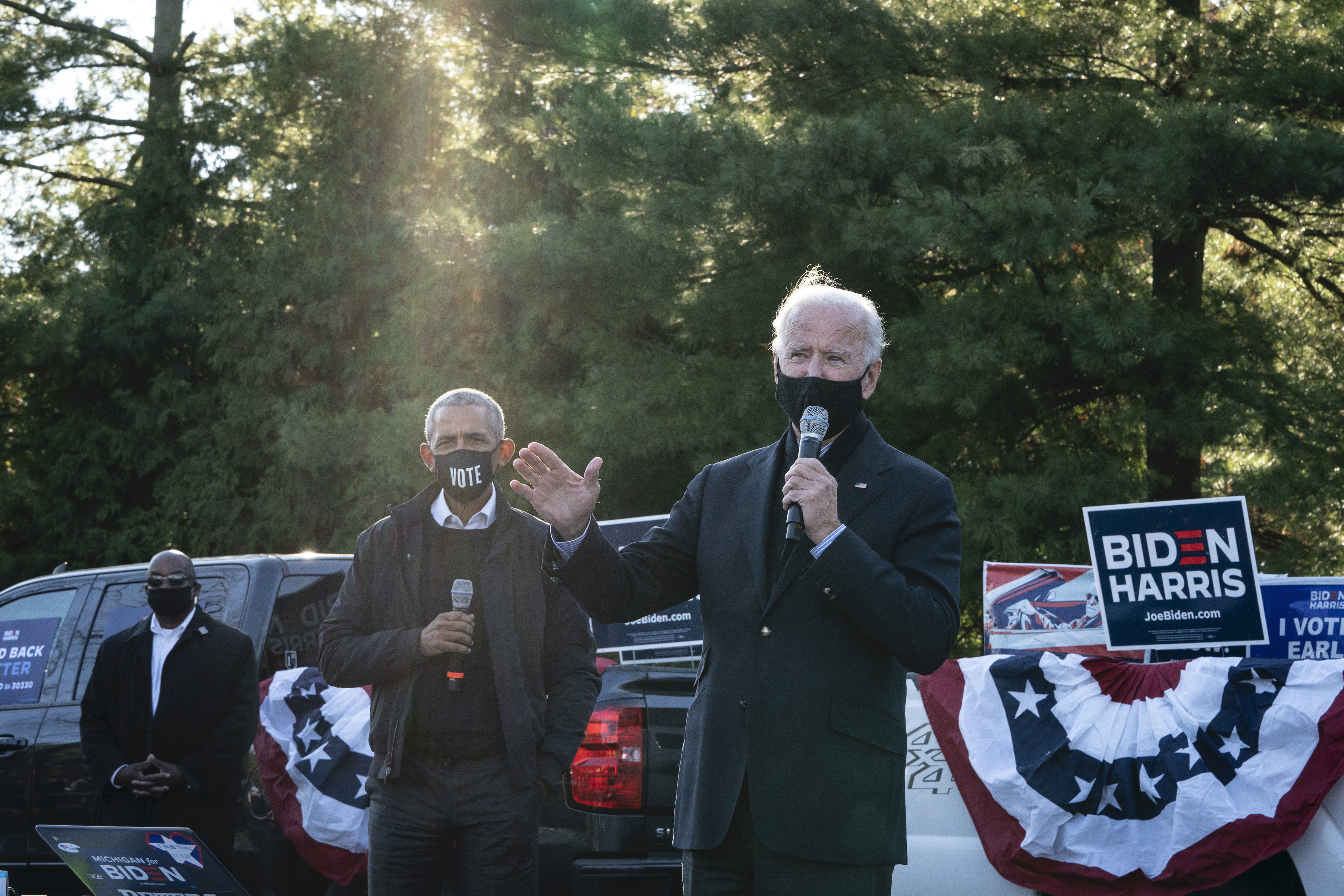 Barack Obama Campaigns With Joe Biden In Michigan 3 Days Ahead Of Election