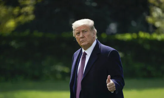 Trump Says He’s Overturning ‘Ridiculous Order’ to Remove ‘Brotherhood’ From Navy SEALs Ethos