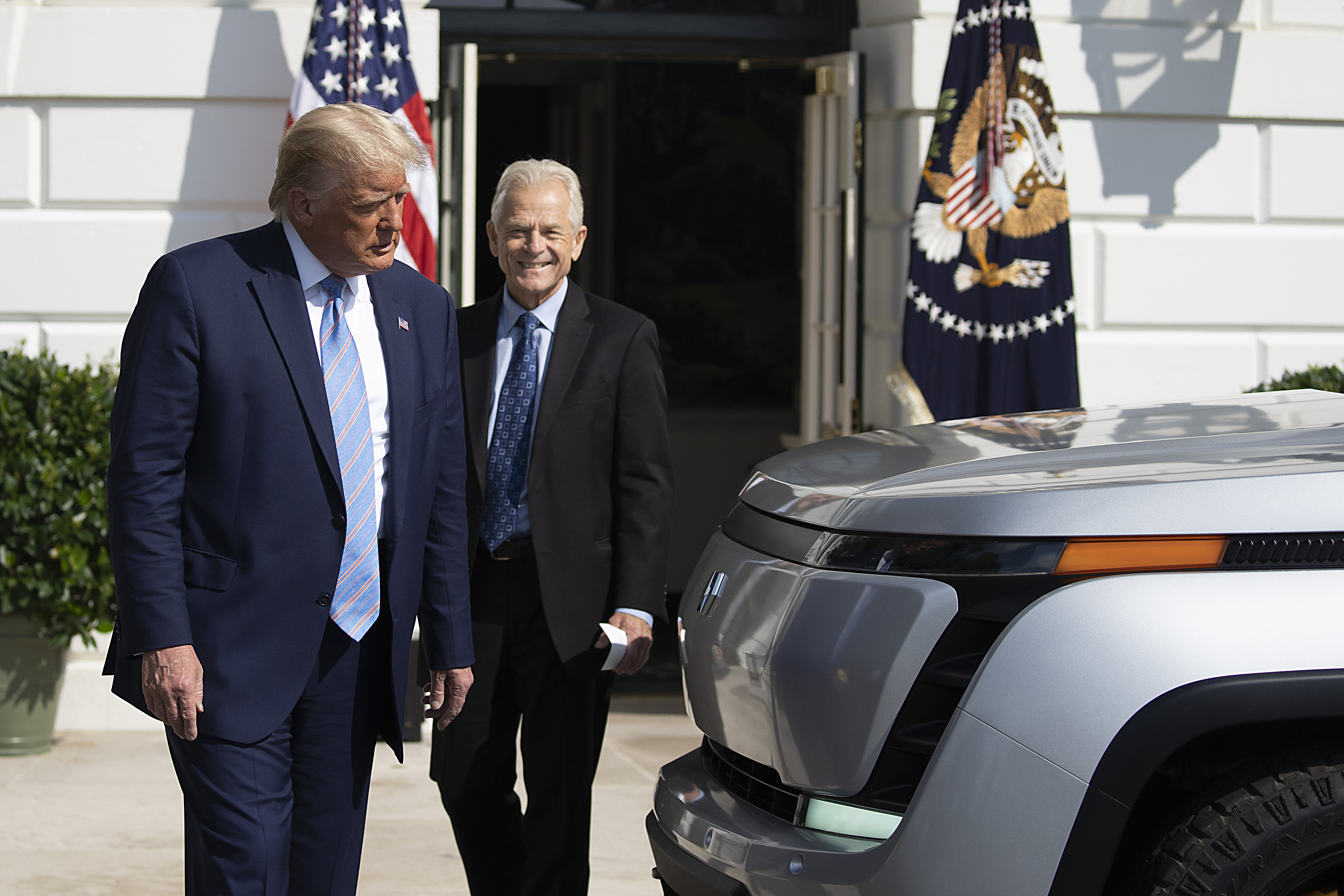 Navarro: DOJ Slow-Walked Trump's Executive Orders While Fast-Tracking Biden's - Vimarsana News