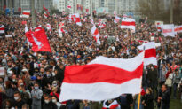 Belarus Police Use Water Cannon as Tens of Thousands Rally in Minsk