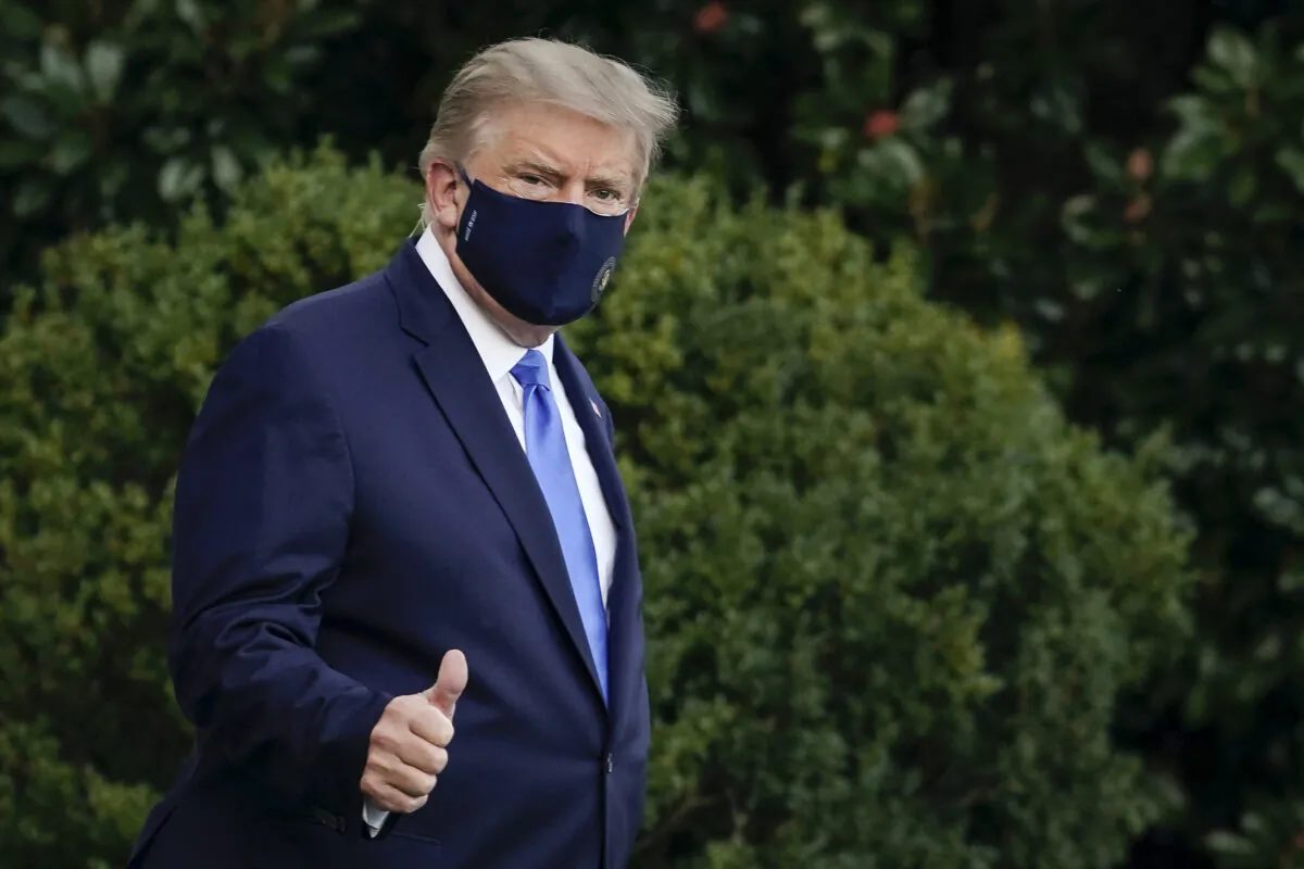 President Donald Trump leaves the White House for Walter Reed National Military Medical Center on the South Lawn of the White House in Washington, on Oct. 2, 2020. (Drew Angerer/Getty Images)