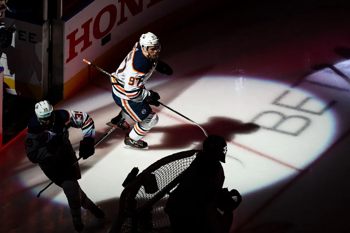 Edmonton Oilers' Connor McDavid (97) steps on to the ice prior to taking on the Chicago Blackhawks in NHL Stanley Cup qualifying round action in Edmonton, Wednesday, Aug. 5, 2020. (The Canadian Press/Codie McLachlan)
