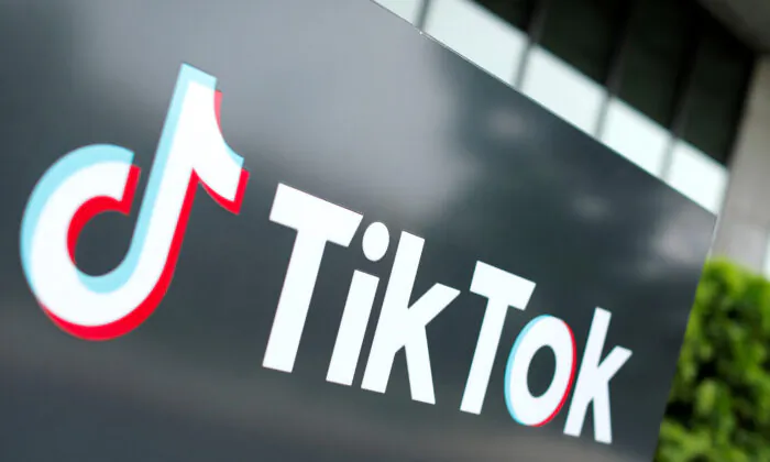 The TikTok logo is pictured outside the company's U.S. head office in Culver City, Calif., on Sept. 15, 2020. (Mike Blake/Reuters)