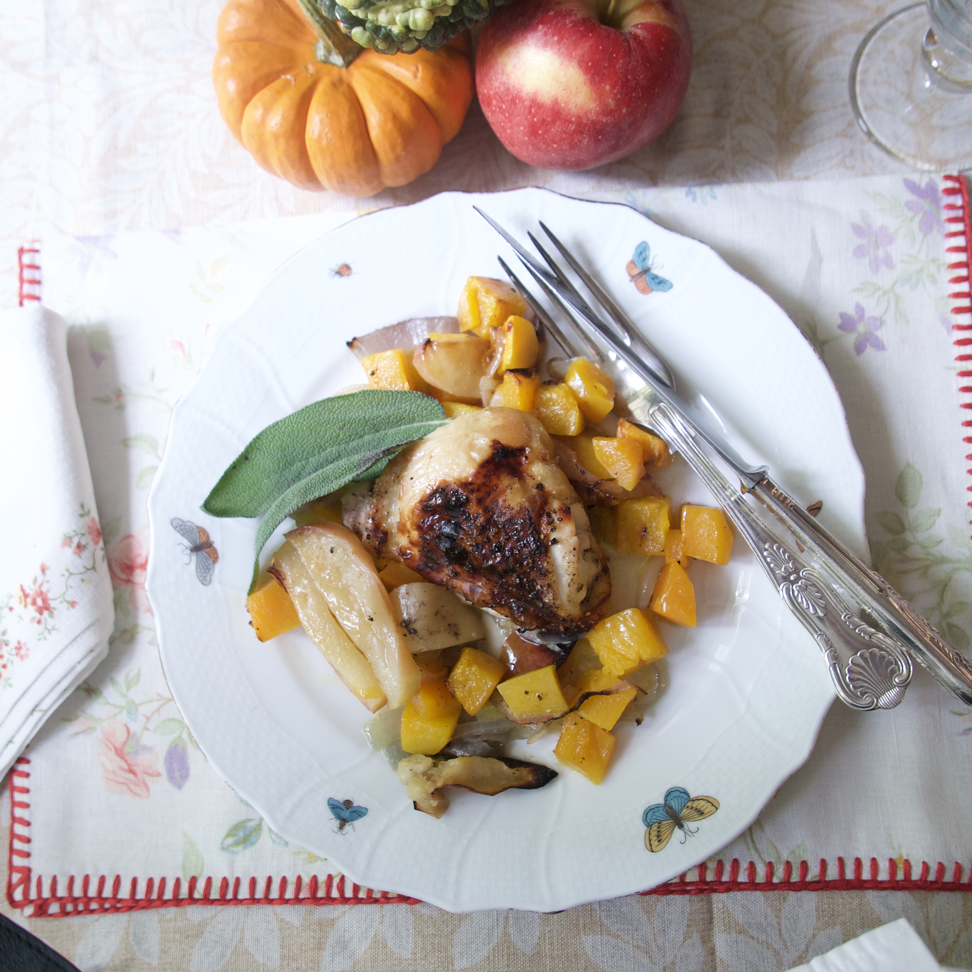 one pan chicken squash and apples