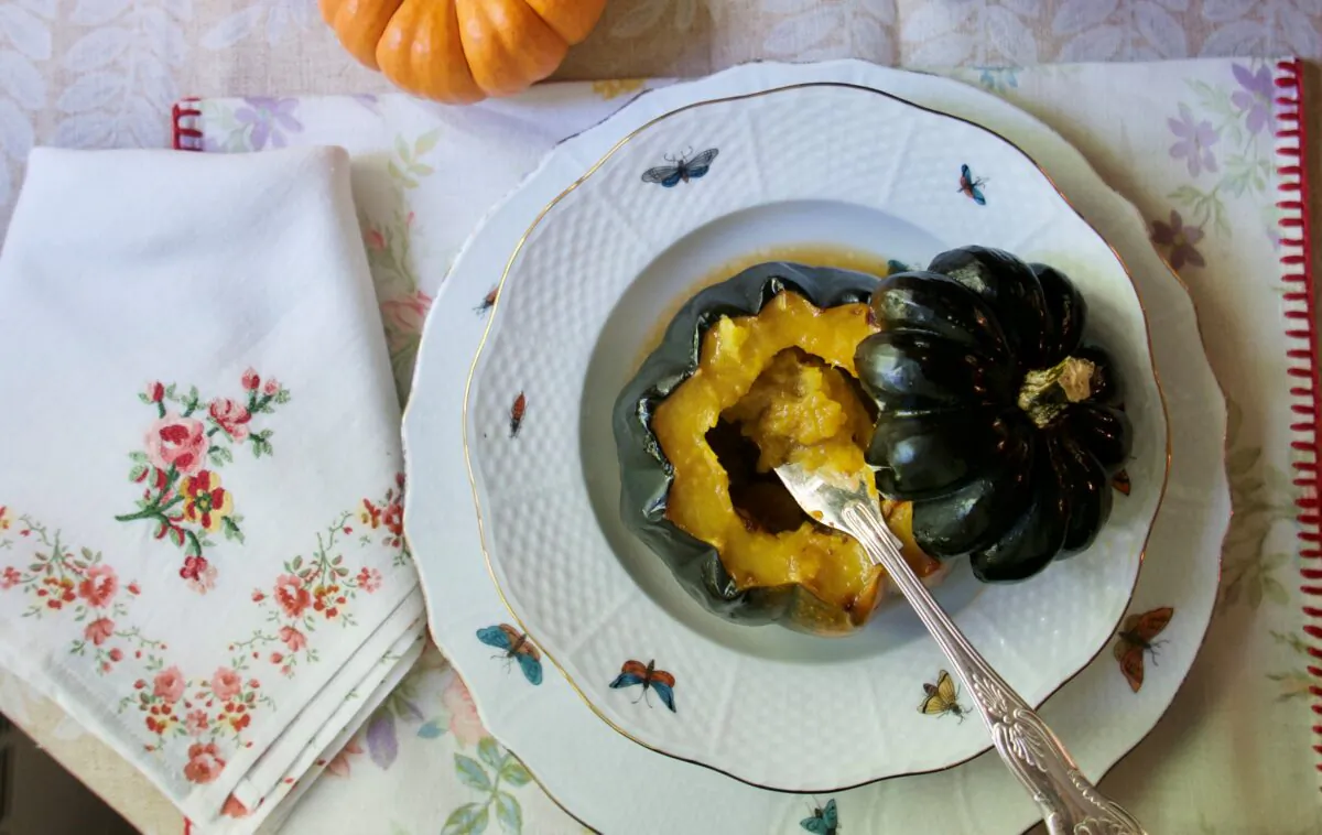 Serve whole-roasted acorn squash with their "lids" for a charming presentation. (Victoria de la Maza)
