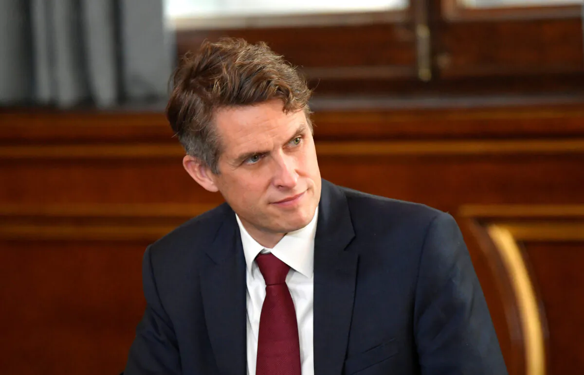 Education Secretary Gavin Williamson attends a Cabinet meeting of senior government ministers at the Foreign and Commonwealth Office in London on Sept. 1, 2020.  (Toby Melville - WPA Pool/Getty Images)
