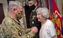 ‘Fearless’ Veteran Army Nurse Turns 100, Shares Memories of World War II