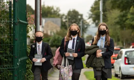 2.5 Million ‘Generation COVID’ Children Had Zero Education in UK Lockdown: Report