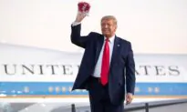 LIVE: President Donald Trump Campaigns in Des Moines, IA