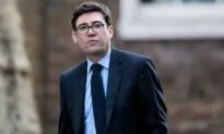 Greater Manchester Leaders ‘Unanimously’ Oppose Tier 3 Lockdown
