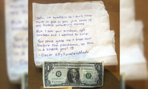 Homeless Man Donates His Last Dollar to Repair Aftermath of Portland Riots: 'I Wanted to Help'