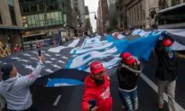 Trump Flag as Wide as Fifth Avenue Tours NYC