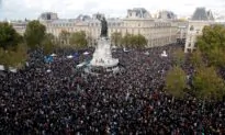 French Premier Joins Nationwide Tributes to Beheaded Teacher