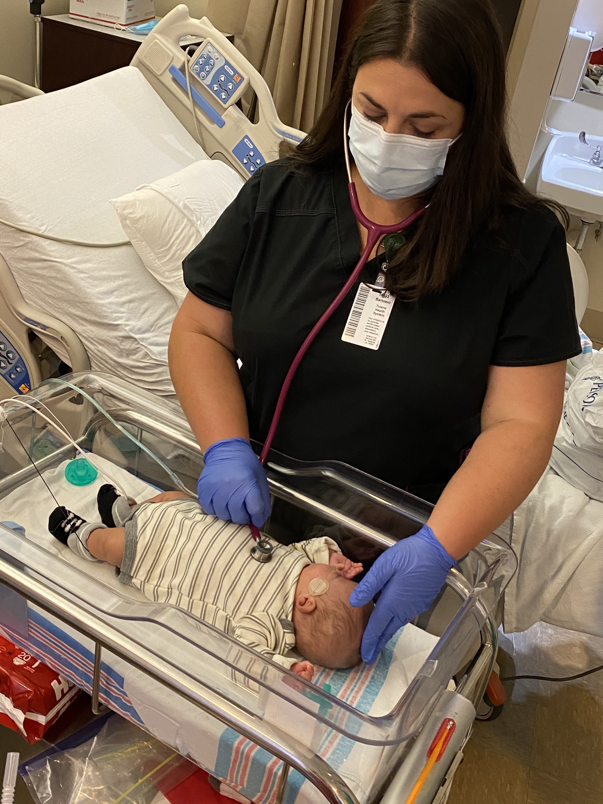 One-Pound ‘Micro-Preemie’ Born at 22 Weeks Goes Home After 133 Days in NICU