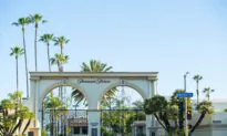Paramount Sweetens Cash Bid for Warner Bros. Discovery