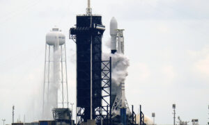 Elon Musk’s SpaceX Granted a Licence to Provide Satellite Internet to Rural Canada