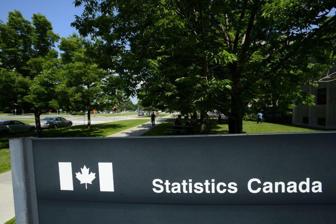 Households Yet to Complete Census to Receive Calls, Doorstep Visits From StatCan