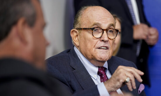 Giuliani’s Lawyer Accuses DOJ of ‘Corrupt Double Standard’ In Executing Warrants Against Him