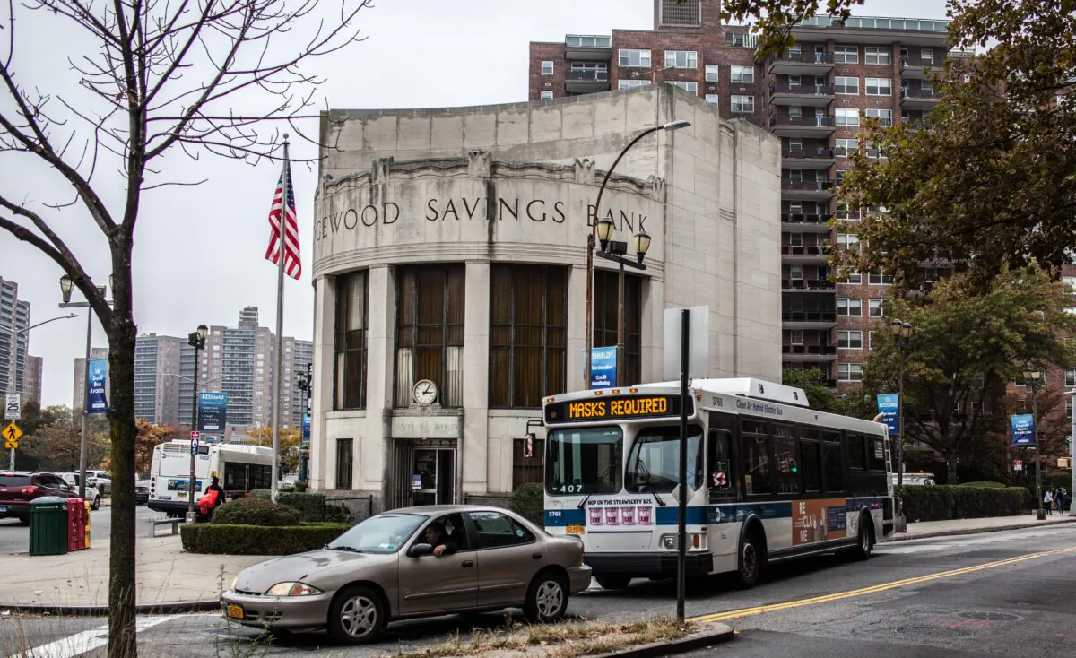 The crossroads of Queens Boulevard and 108th Street in Forest Hills, Queens, New York, on Oct. 23, 2020. (Petr Svab/The Epoch Times)