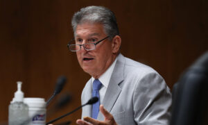 Joe Manchin to Vote 'No' on Barrett Supreme Court Nomination