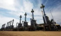 Cenovus-Husky Deal Creates New Canadian Oil Major, Stokes Hunger for Deals