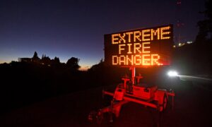 100,000 in Southern California to Evacuate After Blaze Grows