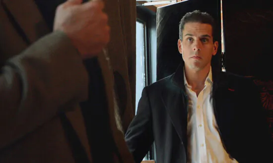 Exclusive: Hunter Biden, CCP-Tied Billionaire Had Close Relationship, Texts Reveal
