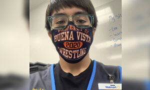 Iowa College Wrestler Saves Coworker's Life at Walmart After Heart Attack Scare