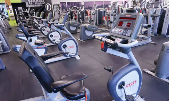 Quebec Gym Owners Call for ‘Health Protest’ After Fine Threats From Premier