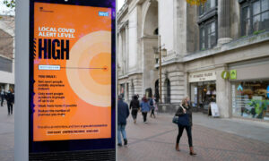 Police Break Up Party of 200 at University of Nottingham Student Halls of Residence