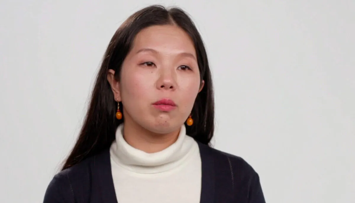 Han Yu, who now resides in New York, speaks to Faluninfo TV. (Courtesy of Faluninfo.net)
