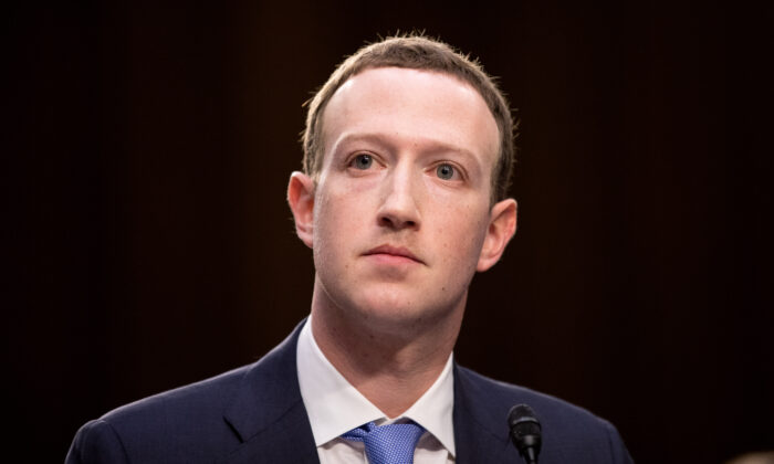 Facebook founder and CEO Mark Zuckerberg testifies at a joint hearing of the Senate Judiciary and Commerce committees in Washington on April 10, 2018. (Samira Bouaou/The Epoch Times)
