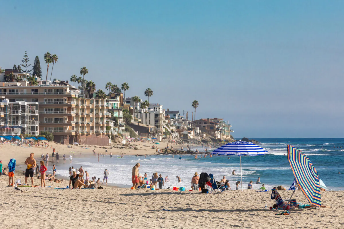 A view facing southward toward The Coast Inn from Main Beach in Laguna Beach, Calif., on Oct. 15, 2020. (John Fredricks/The Epoch Times)