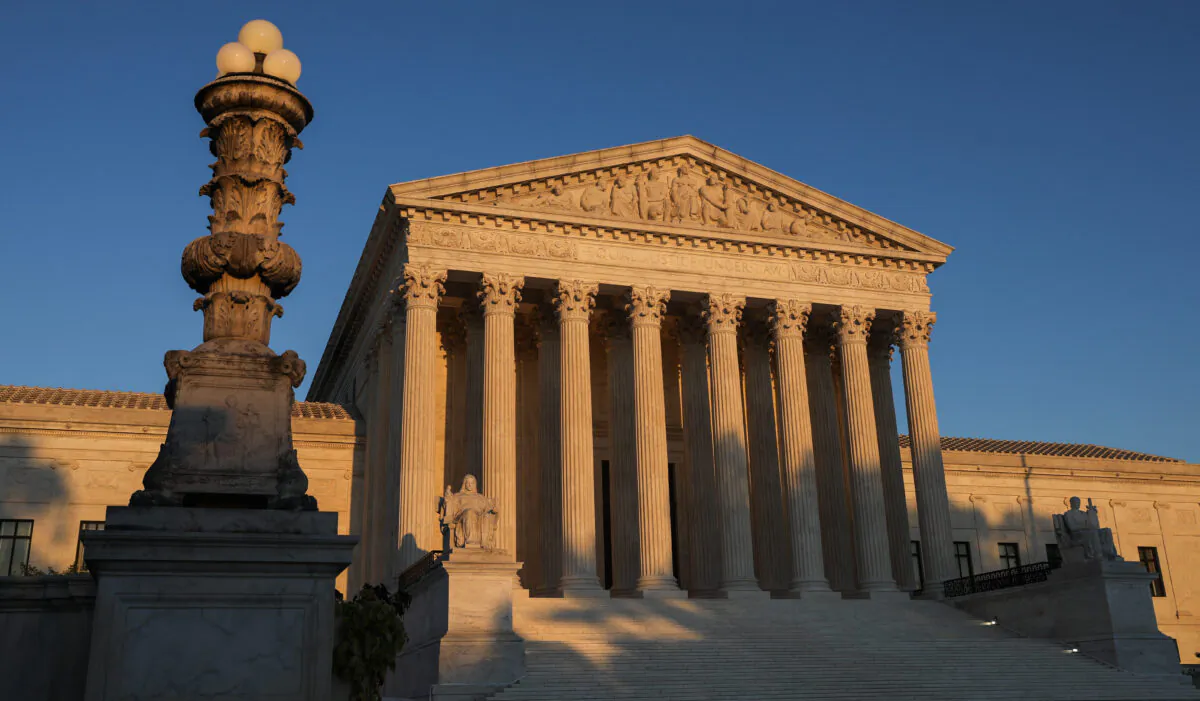 The Supreme Court in Washington on Sept. 21, 2020. (Samira Bouaou/The Epoch Times)