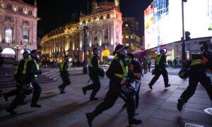 MET Police Apologises After Journalists Covering Protest Reported Threats From Officers