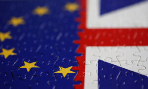 Brexit: UK Governments EU Exit Treaty-Breaking Laws Defeated in Parliament