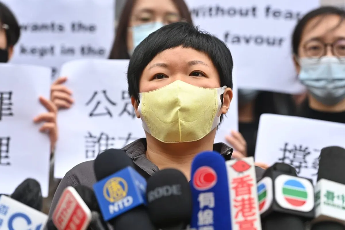 Choy Yuk-ling, also known as Bao Choy, speaks to local media prior to her court hearing in Hong Kong on Nov. 10, 2020. (Song Bilung/The Epoch Times)