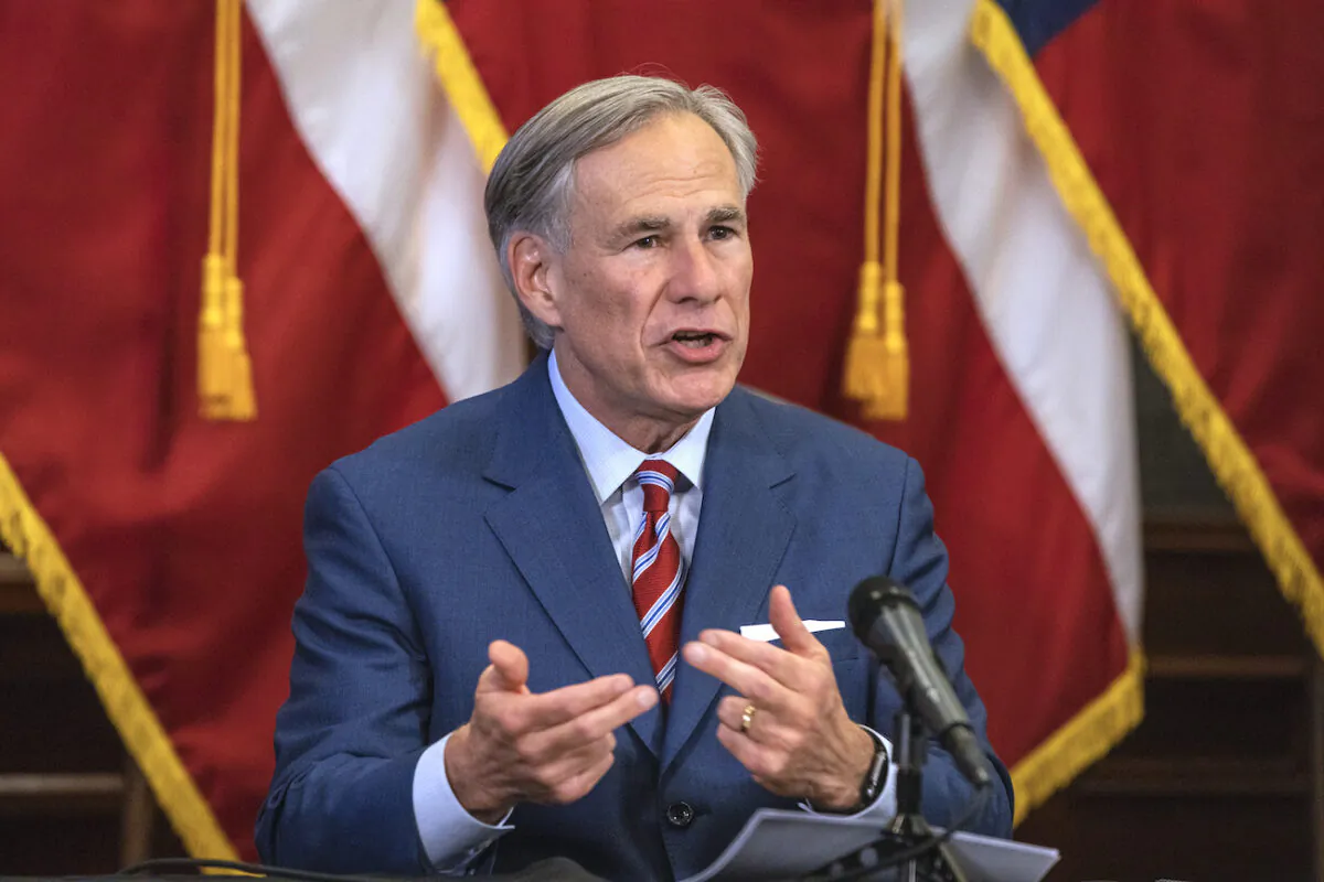 Texas Gov. Greg Abbott speaks at a press conference at the Texas State Capitol in Austin, Texas, on May 18, 2020. (Lynda M. Gonzalez/The Dallas Morning News Pool)