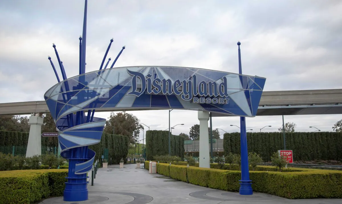 Walt Disney Co’s Disneyland and California Adventure theme parks in Southern California are now closed due to the global outbreak of coronavirus in Anaheim, Calif., on March 14, 2020. (Mike Blake/Reuters)