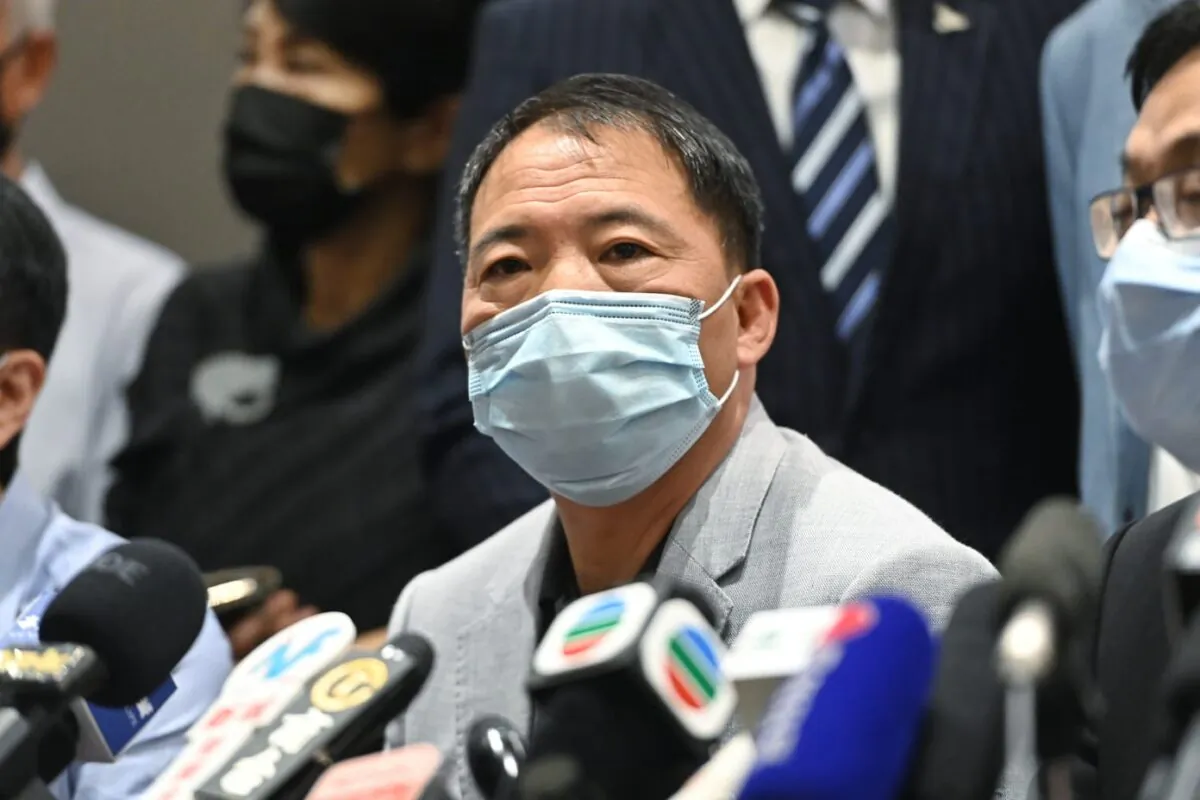 Wu Chi-wai, chairman of the local Democratic Party, speaks in a press conference in Hong Kong, on Nov. 11, 2020. (Song Bilung/The Epoch Times)