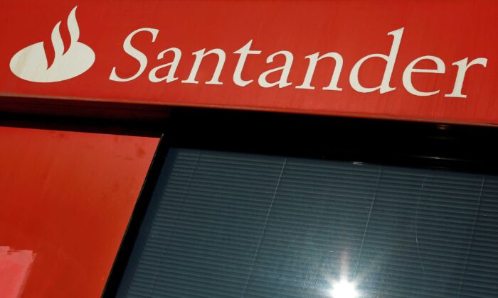 A logo of Santander is seen on a branch in the Andalusian capital of Seville, southern Spain, on Jan. 27, 2016. (Marcelo del Pozo/Reuters)