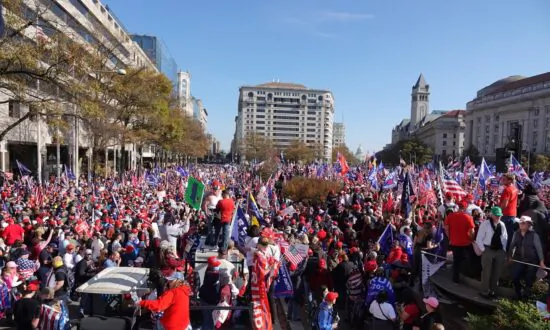 ‘March for Trump’ Organizers Plan Large Rally in December
