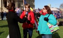 Rally Goers Reject Mainstream Media