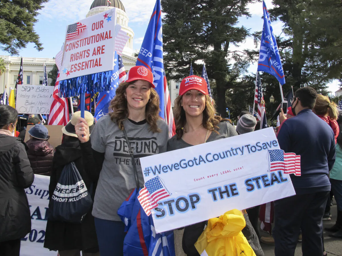 Rally attendees who want transparency in the elections protested at California’s State Capitol in Sacramento on Nov. 14, 2020. (Ilene Eng/The Epoch Times)