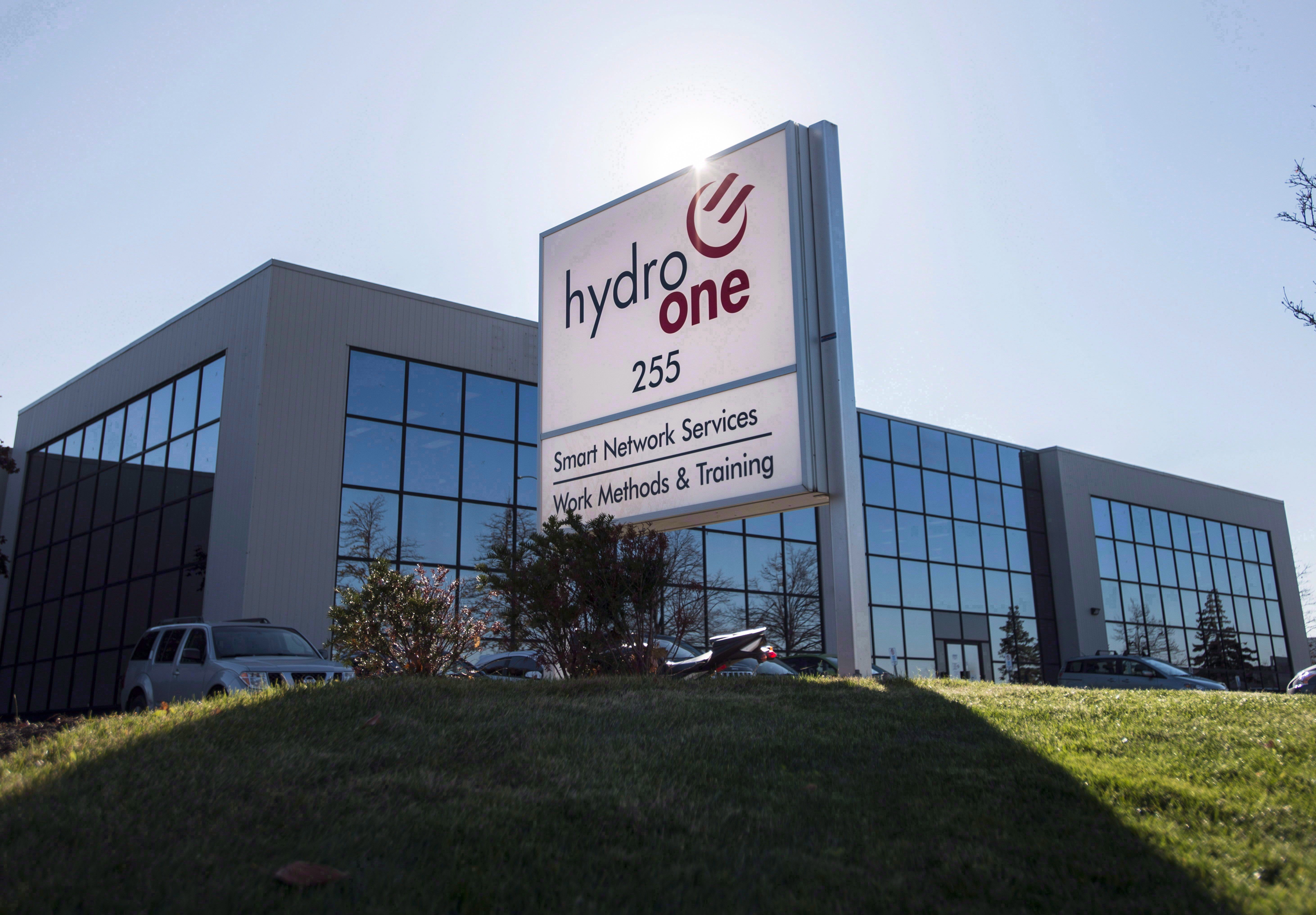 Power out in Toronto's Financial District, Hydro One Investigating - Vimarsana News