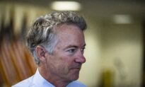 Sen. Paul Says He’d Challenge a Biden Administration-Ordered National Lockdown