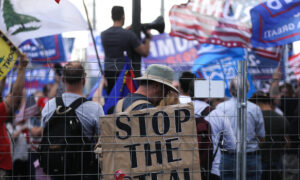 Arizona Rally Attendees Want Audit or Recount