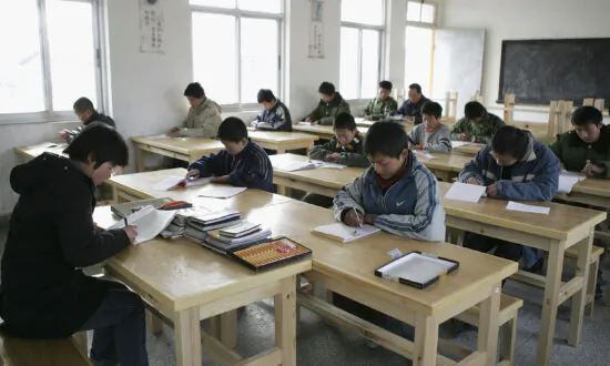 Peace Corps Volunteers in China Closely Monitored by School Authorities: Leaked Documents