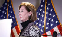 Sidney Powell Asks Judge to Dismiss Her From Trump Georgia Suit