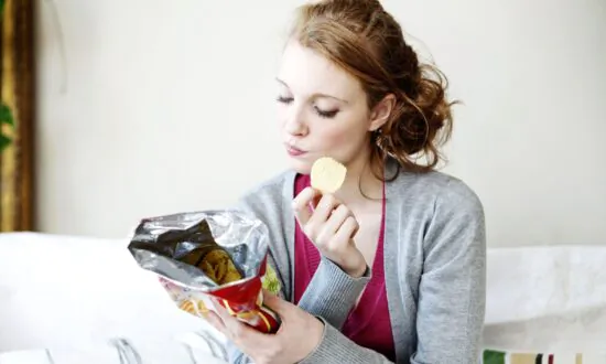 The Simple Eating Hack That Could Prevent Most Diseases Including Blindness